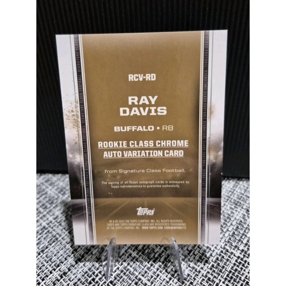 2024 Topps Signature Class Ray Davis #RCV-RD Rookie Chrome Varation Autograph